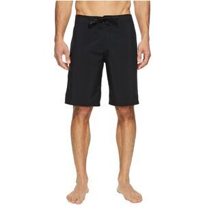 Men’s black Oakley shorts